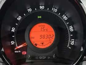 Toyota Aygo (2021) thumbnail 5