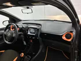 Toyota Aygo (2021) thumbnail 6