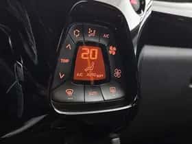 Toyota Aygo (2021) thumbnail 9