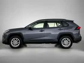Toyota RAV4 (2022) thumbnail 3