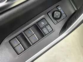Toyota RAV4 (2022) thumbnail 21