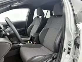 Toyota Corolla_Touring_Sports (2025) thumbnail 15