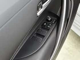 Toyota Corolla_Touring_Sports (2025) thumbnail 22
