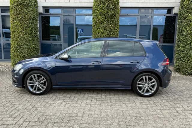 Volkswagen Golf (2014) thumbnail 2