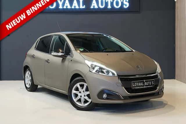 Peugeot 208 (2016) thumbnail 1