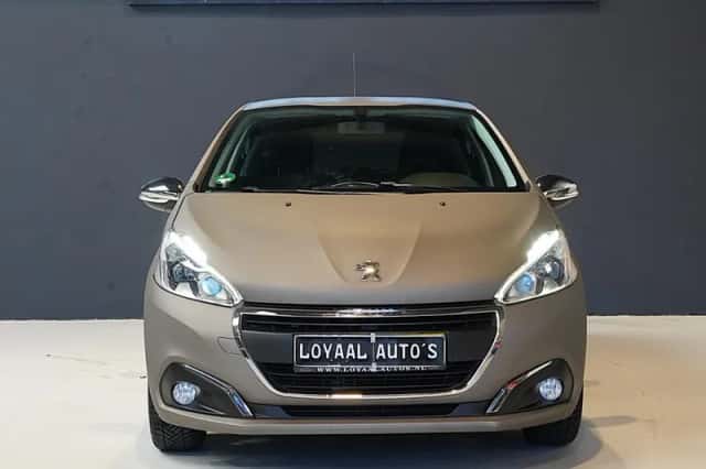 Peugeot 208 (2016) thumbnail 3