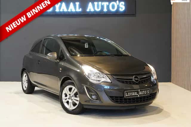 Opel Corsa (2012) thumbnail 1