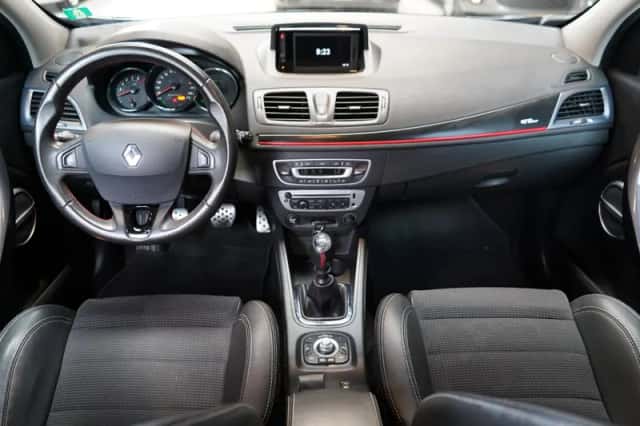 Renault Mégane (2012) thumbnail 2