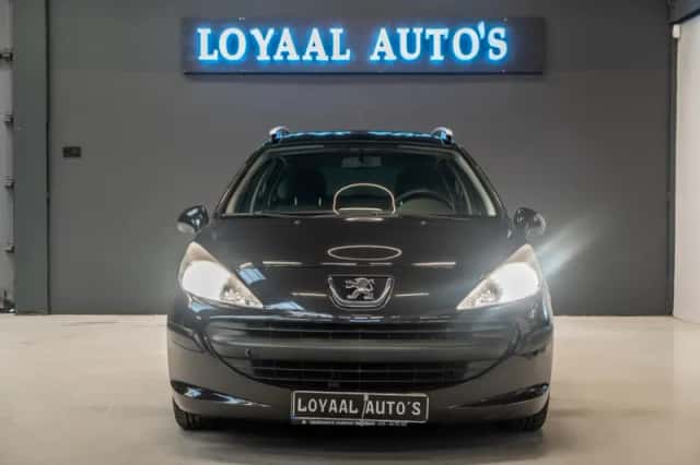 Peugeot 207 (2008) thumbnail 2