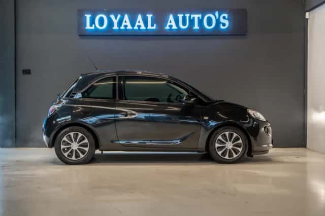 Opel Adam (2013) thumbnail 2