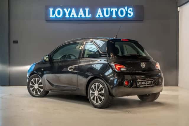 Opel Adam (2013) thumbnail 4