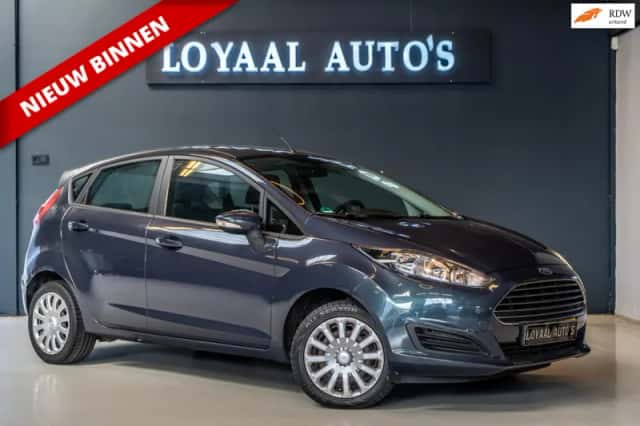 Ford Fiesta (2014) thumbnail 1