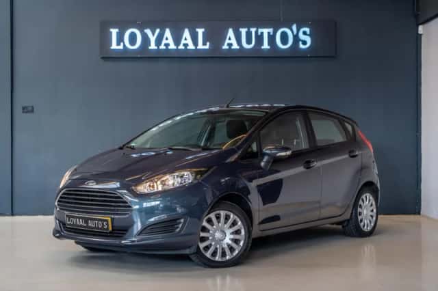 Ford Fiesta (2014) thumbnail 5
