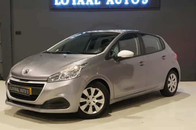 Peugeot 208 (2019) thumbnail 3