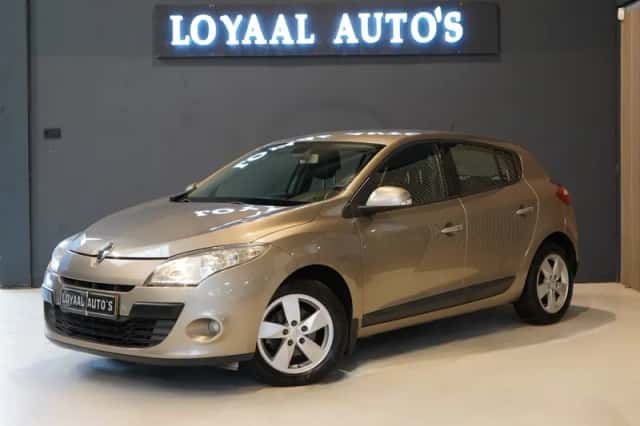 Renault Mégane (2009) thumbnail 4