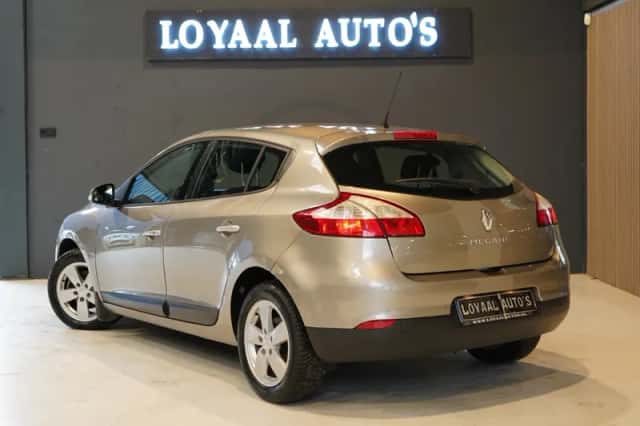 Renault Mégane (2009) thumbnail 6
