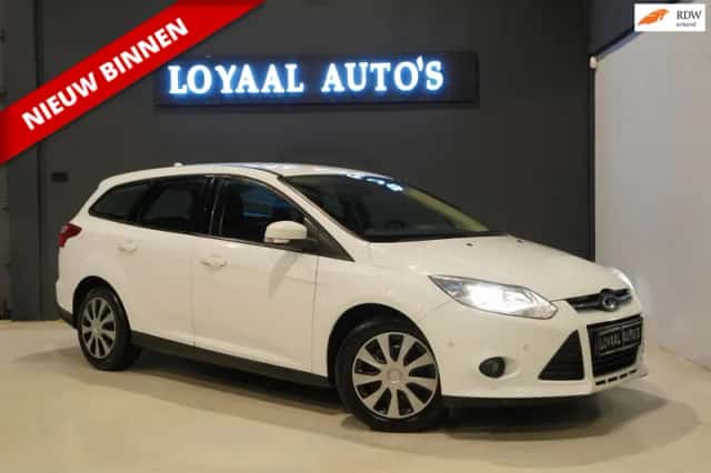 Ford Focus (2014) thumbnail 1