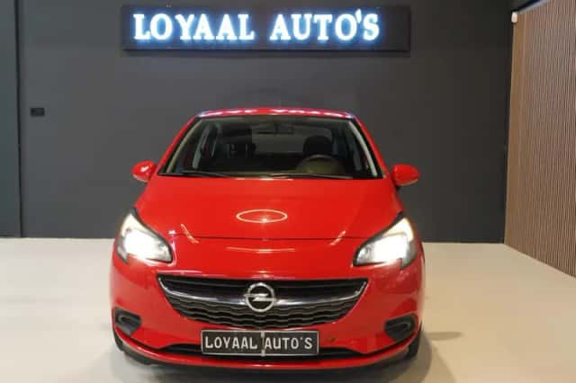 Opel Corsa (2015) thumbnail 2