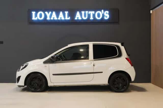 Renault Twingo (2011) thumbnail 2