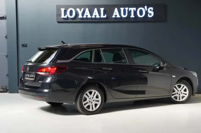 Opel Astra (2016) thumbnail 6