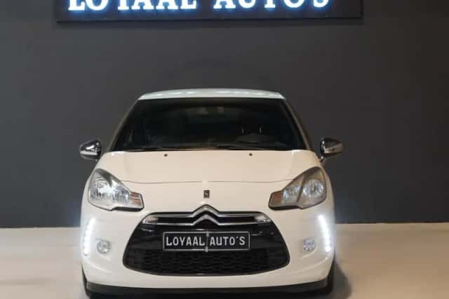 Citroën DS3 (2010) thumbnail 2