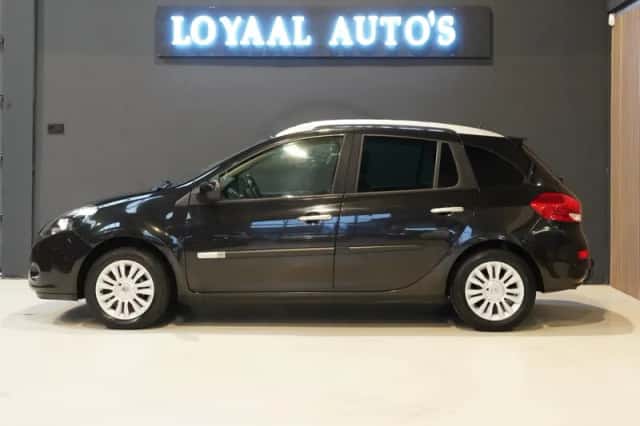 Renault Clio (2011) thumbnail 5