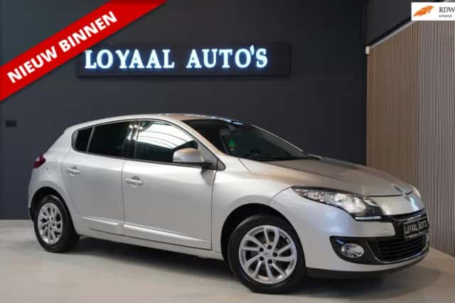 Renault Mégane (2013) thumbnail 1