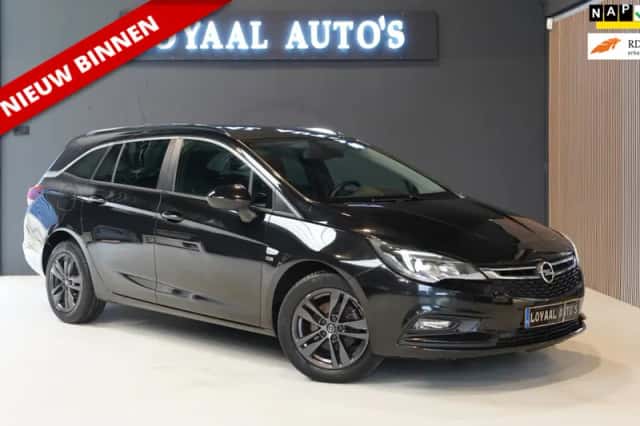 Opel Astra (2019) thumbnail 1