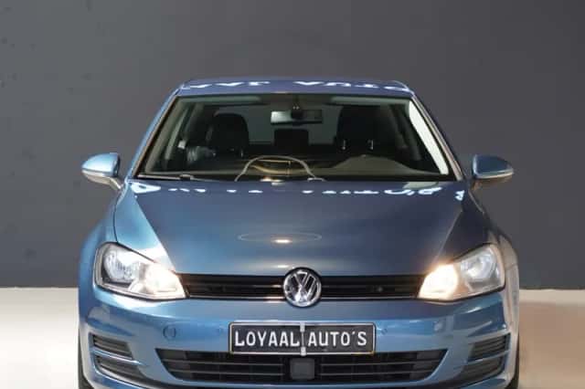 Volkswagen Golf (2013) thumbnail 3
