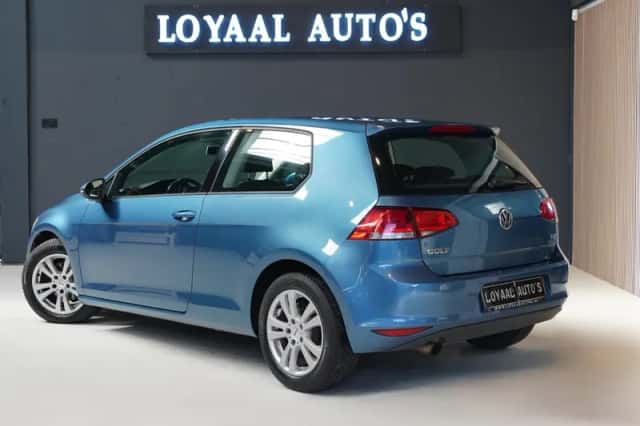 Volkswagen Golf (2013) thumbnail 6