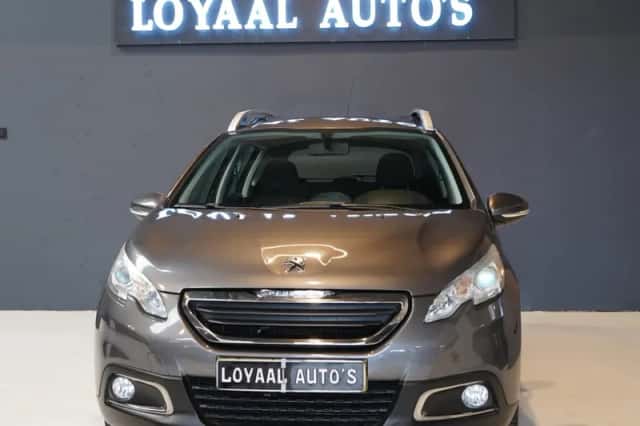 Peugeot 2008 (2016) thumbnail 3