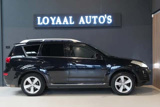 Peugeot 4007 (2008) thumbnail 6
