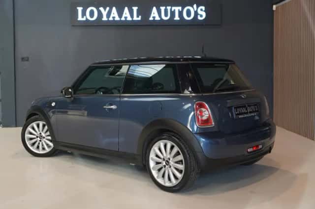 MINI One (2010) thumbnail 6