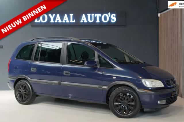 Opel Zafira (2001) thumbnail 1