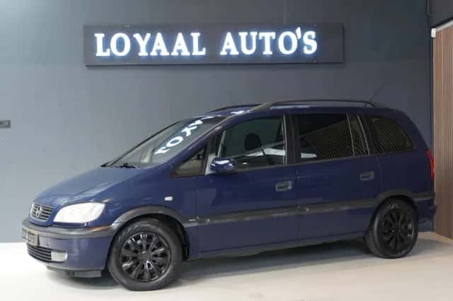 Opel Zafira (2001) thumbnail 4