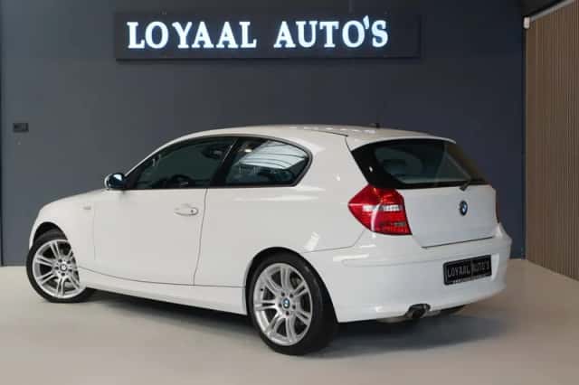 BMW 1-Serie (2008) thumbnail 6