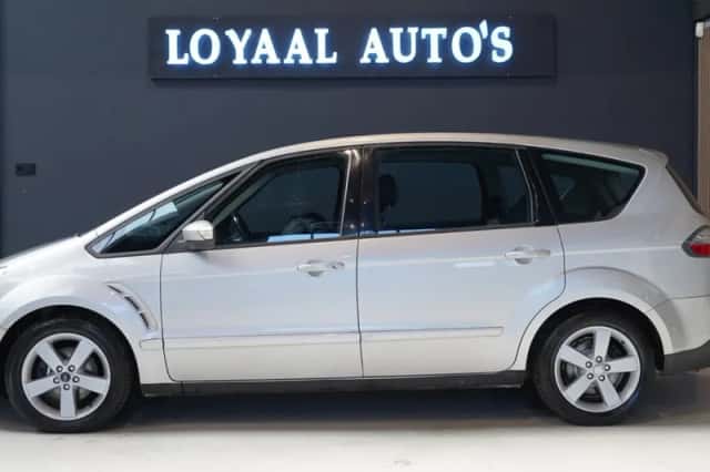 Ford S-Max (2007) thumbnail 5