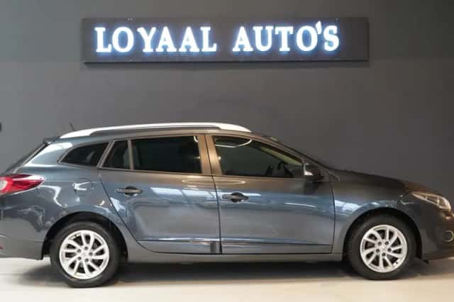 Renault Mégane (2014) thumbnail 5