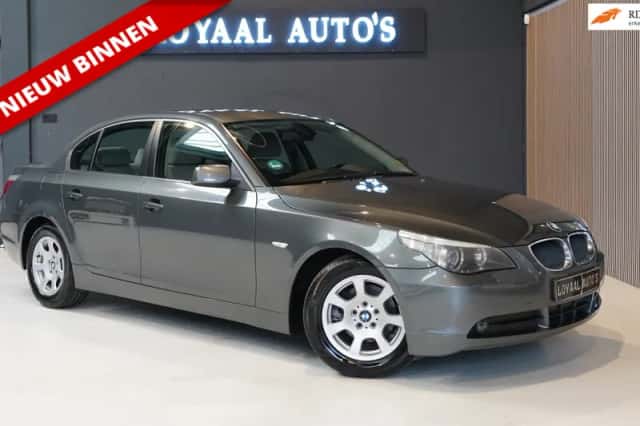 BMW 5-Serie (2004) thumbnail 1