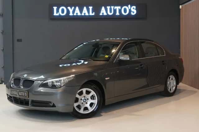 BMW 5-Serie (2004) thumbnail 4