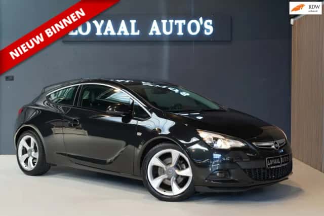 Opel Astra (2013) thumbnail 1