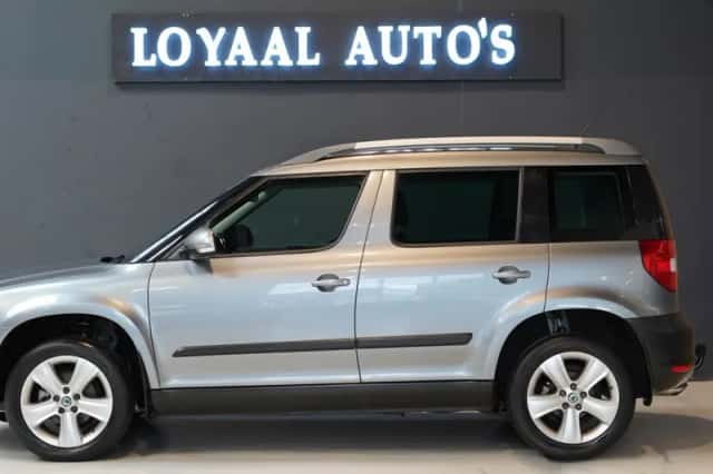 Škoda Yeti (2010) thumbnail 5