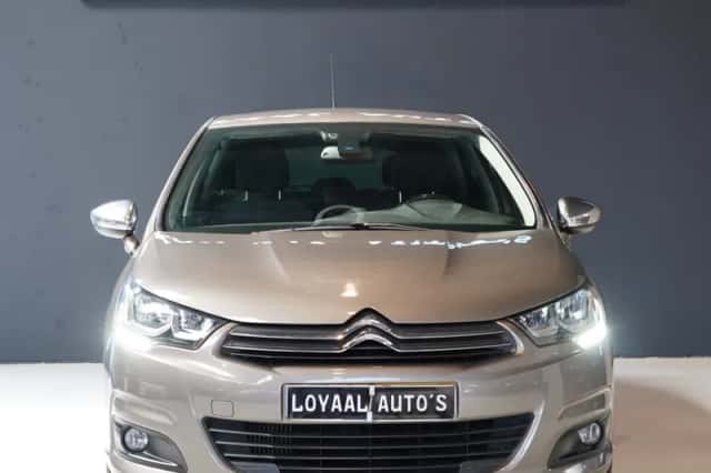 Citroën C4 (2015) thumbnail 3