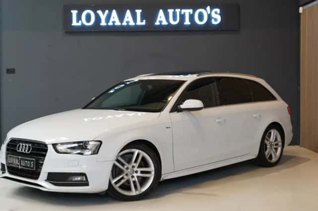 Audi A4 (2012) thumbnail 4