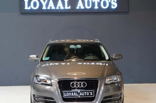 Audi A3 (2011) thumbnail 3