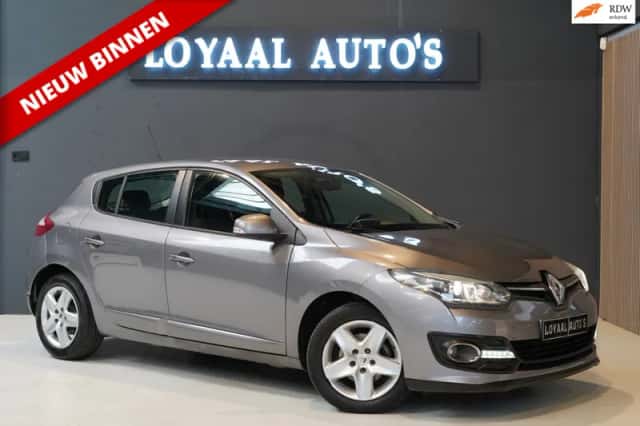 Renault Mégane (2015) thumbnail 1