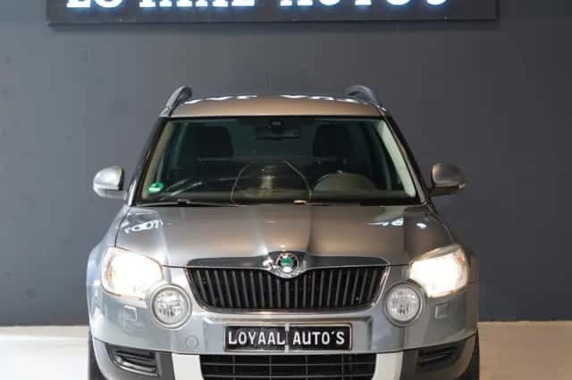 Škoda Yeti (2011) thumbnail 2