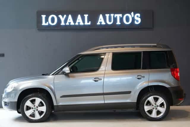 Škoda Yeti (2011) thumbnail 4