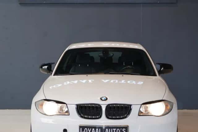 BMW 1-Serie (2010) thumbnail 2
