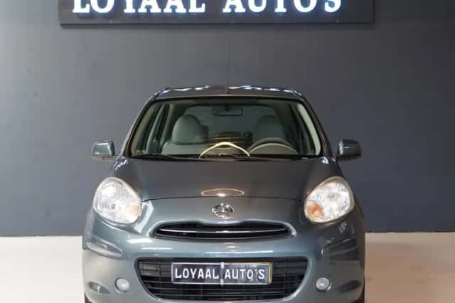 Nissan Micra (2012) thumbnail 3